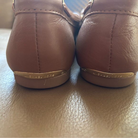 Brown Micheal Kors flats - Picture 4 of 5